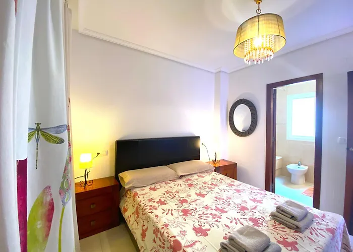 Lägenhet Acogedor Duplex De 3 *